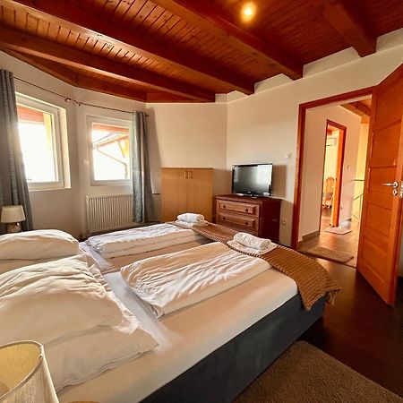 Villa Somlyo Fot 外观 照片