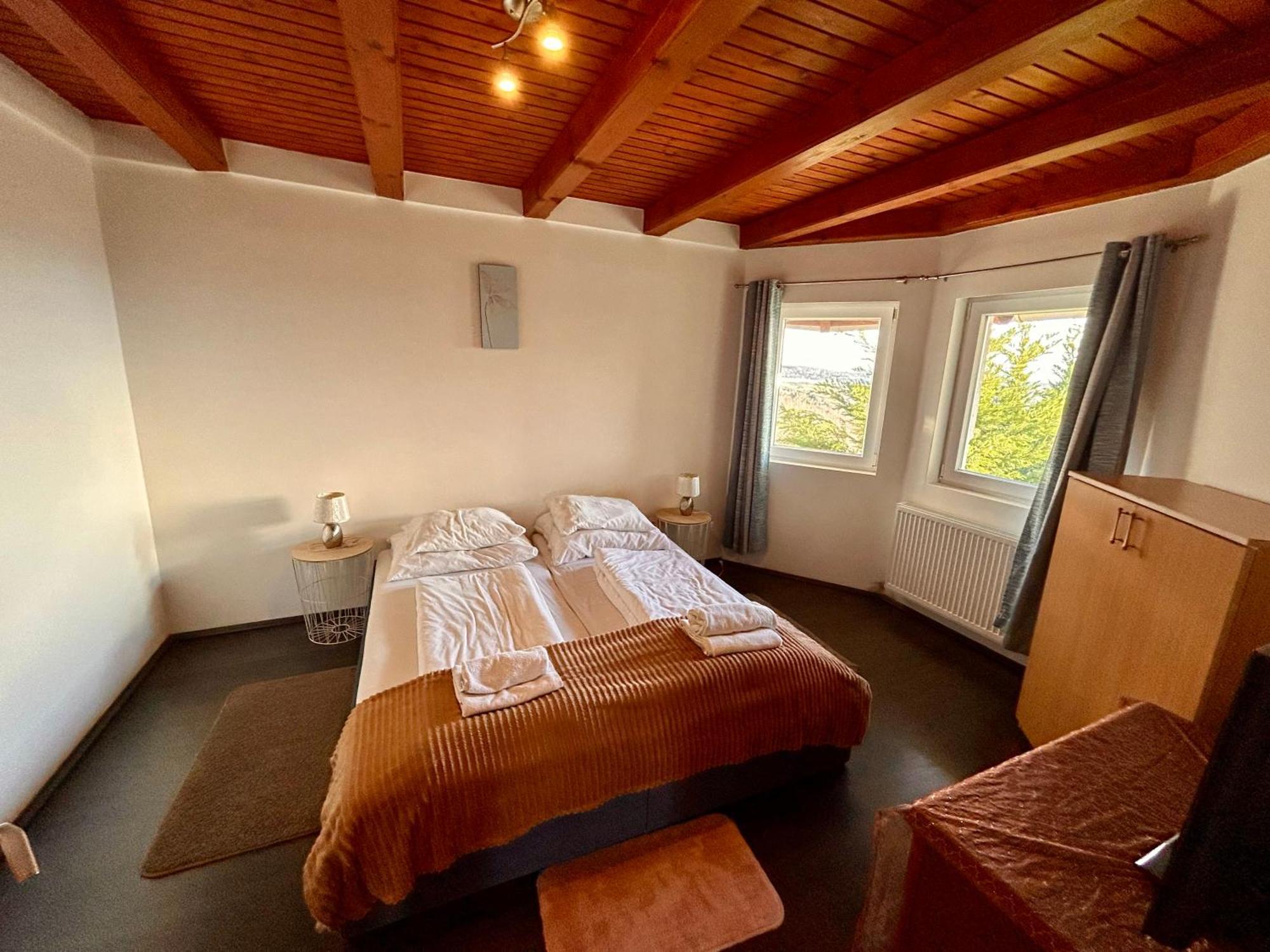 Villa Somlyo Fot 外观 照片
